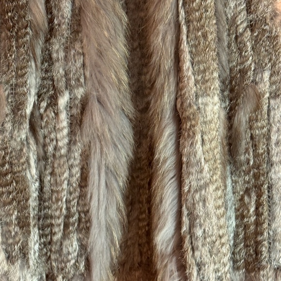 COPY - Grey Rabbit Fur Vest, Size Large - Picture 3 of 6